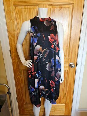 💙 115. Matty M Size Large Dress